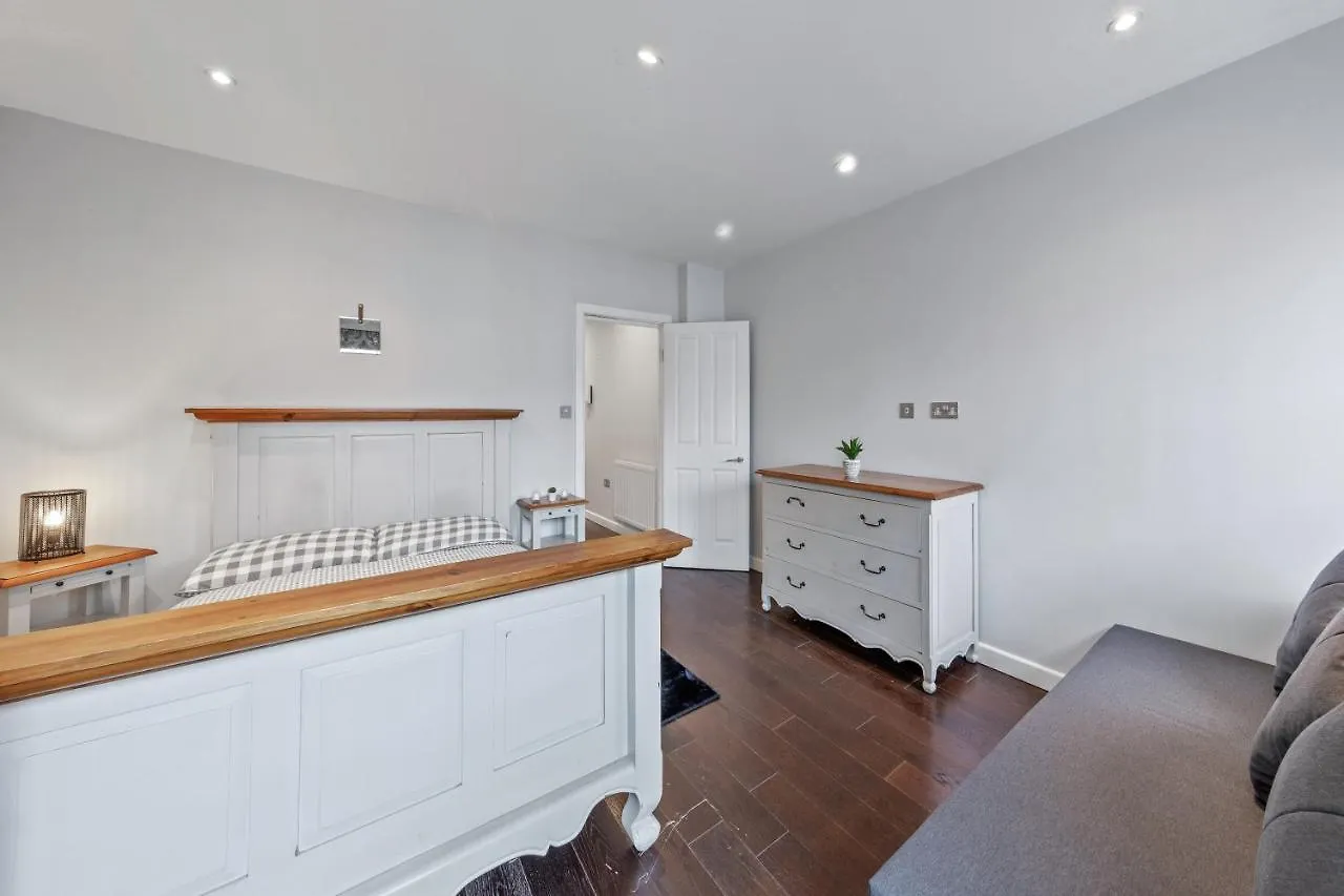 Majestic 4 At Reganway Rw4 Apartment London 0*,  United Kingdom